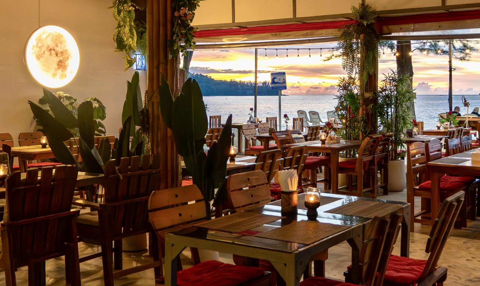 Deng'S Kamala Beach Guesthouse Exterior photo