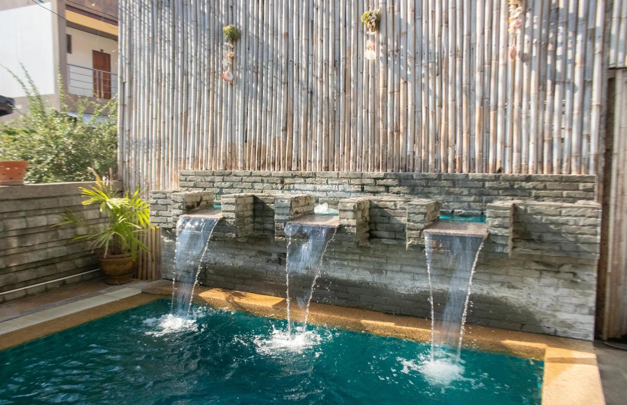 Deng'S Kamala Beach Guesthouse Exterior photo